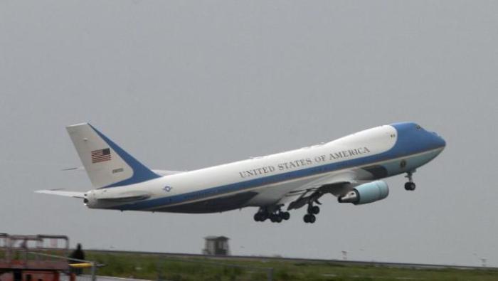 Air Force One carrying US President Barack Obama departs Bole International Airport, Tuesday, July 28, 2015, in Addis Ababa, on the final day of his visit in Ethiopia. Closing a historic visit to Africa, President Barack Obama on Tuesday urged the continent's leaders to prioritize creating jobs and opportunity for the next generation of young people or risk sacrificing future economic potential to further instability and disorder. (AP Photo/Sayyid Azim)