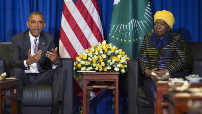 U.S. President Barack Obama, left, speaks during a bilateral meeting with African Union Commission chairperson, Dr. Nkosazana Dlamini Zuma at the African Union, Tuesday, July 28, 2015, in Addis Ababa, Ethiopia. On the final day of his African trip, Obama is focusing on economic opportunities and African security. (AP Photo/Evan Vucci)