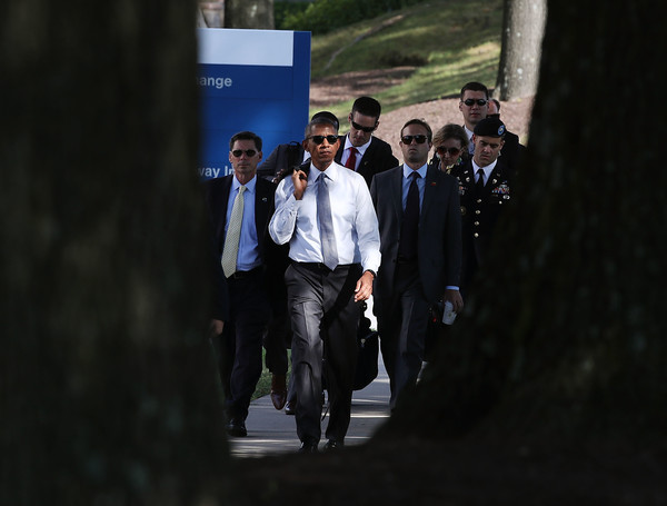 Barack+Obama+President+Obama+Arrives+Walter+ZAv7KDNpTeXl